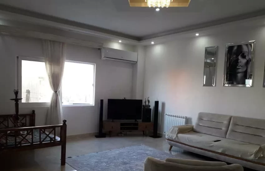 نمای داخلی اتاق نشیمن آپارتمان فروشی در بلوار شهید قلی پور رشت 5464165413520